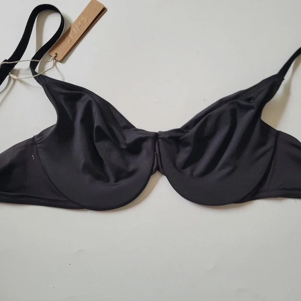 Skims Full Coverage Bikini Top‎ 4 B Cup Black Underwire Recycled Swim Beachy